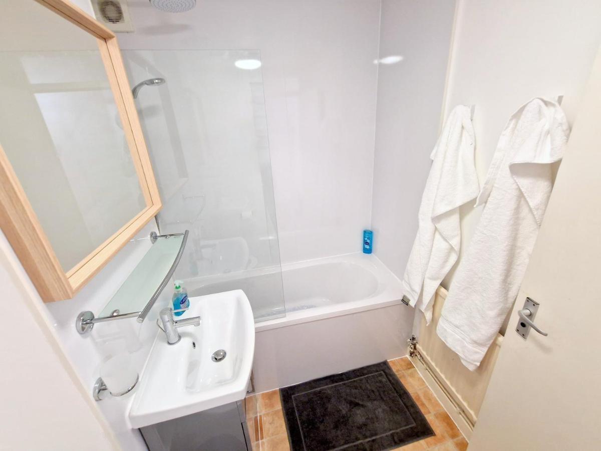 Ferienwohnung Flat In Battersea, 5 Minutes From Clapham Junction Station London Exterior foto